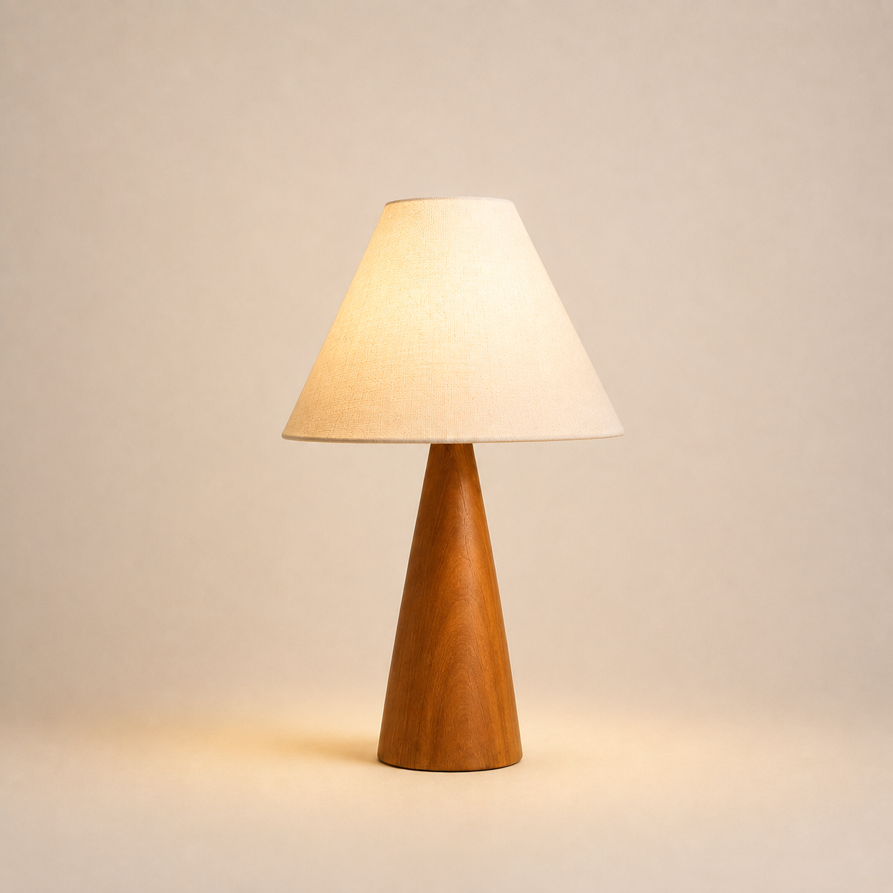Wood Mushroom Table Lamp - Nordic Retro Bedside Lamp